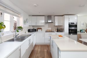 Kitchen- click for photo gallery